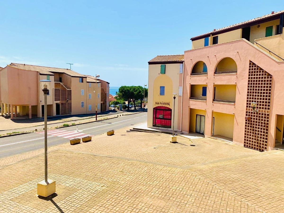 Appartement Proche Mer Avec Piscine Et Parking Fleury  Exteriér fotografie