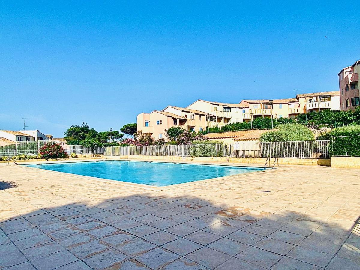 Appartement Proche Mer Avec Piscine Et Parking Fleury  Exteriér fotografie