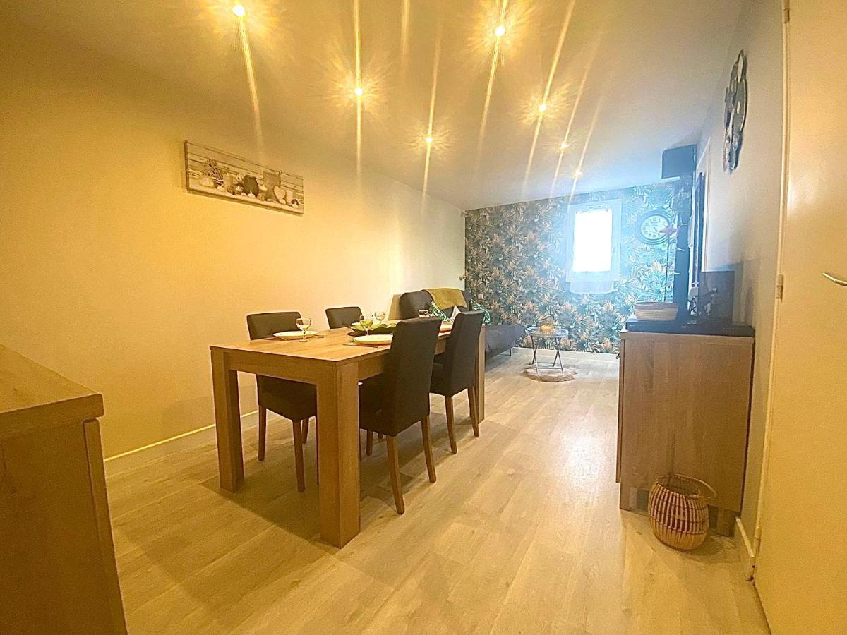 Appartement Proche Mer Avec Piscine Et Parking Fleury  Exteriér fotografie