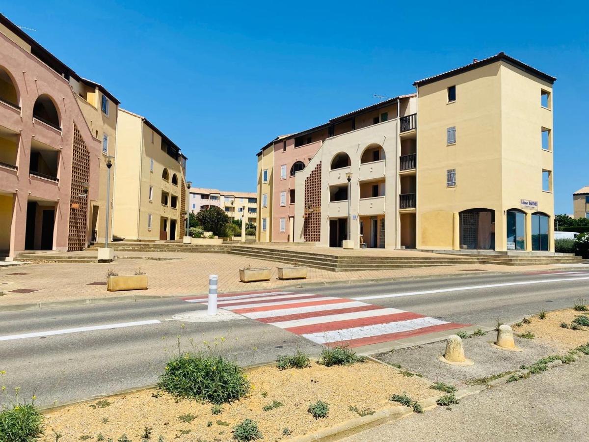 Appartement Proche Mer Avec Piscine Et Parking Fleury  Exteriér fotografie