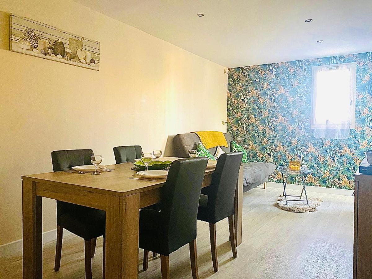 Appartement Proche Mer Avec Piscine Et Parking Fleury  Exteriér fotografie